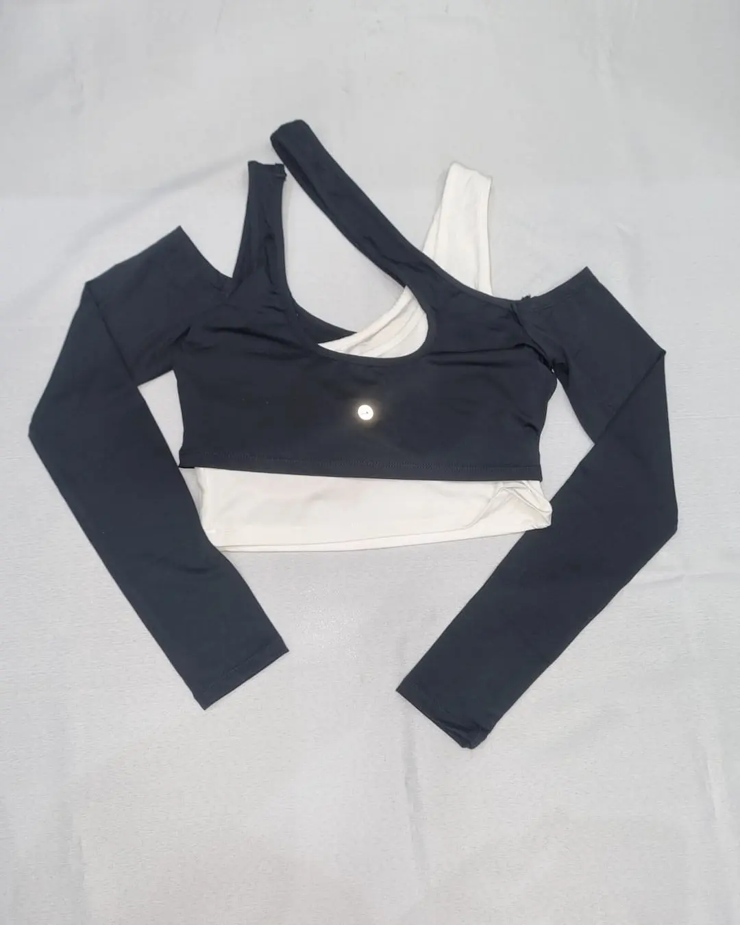 crop top doble blanco y negero domenika sport